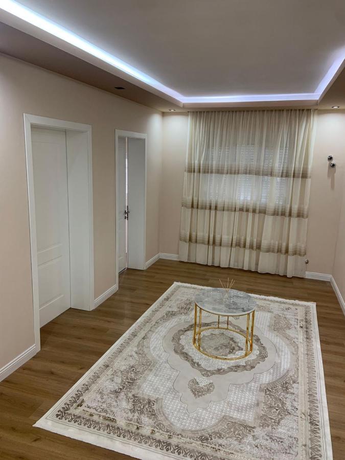 Vila Qyteza Korce Esterno foto